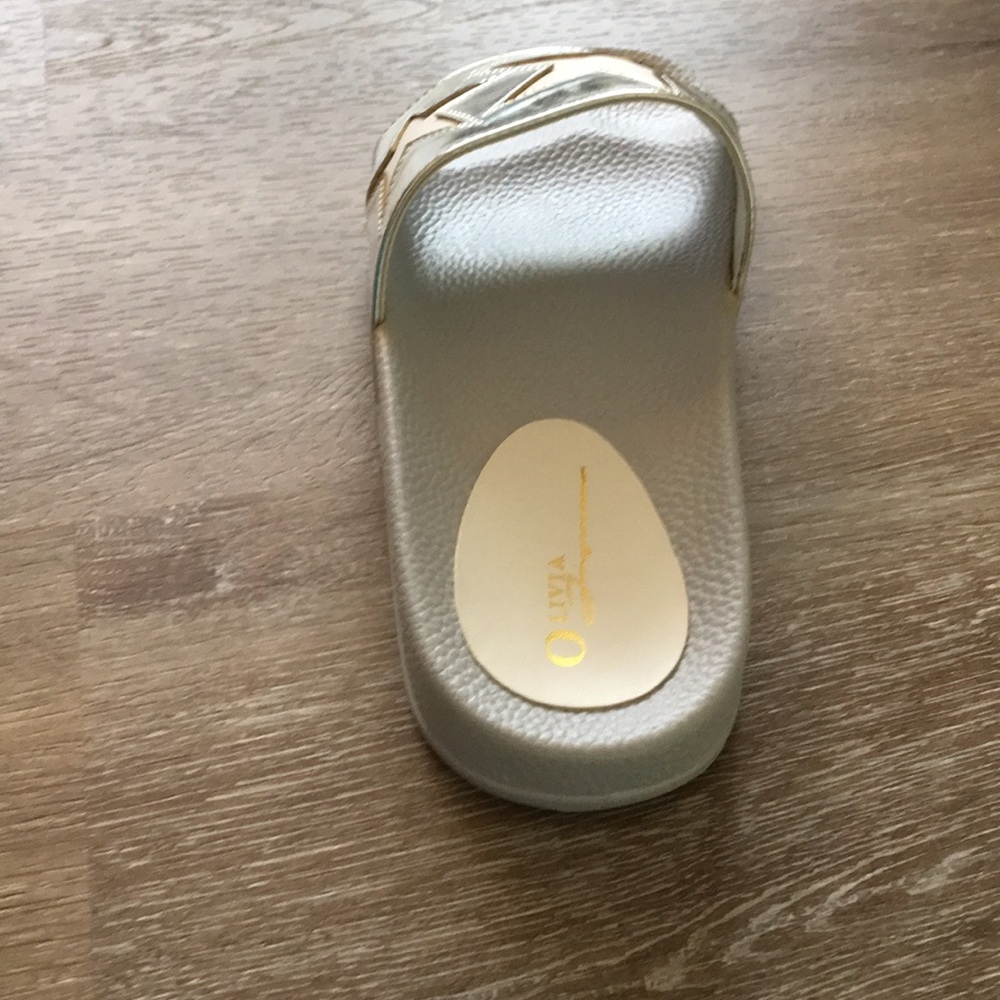 Silver Star Top Sandal - Picture 6 of 6